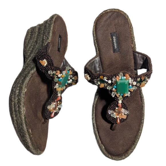 Vtg Y2K Xhilaration Brown Beaded Embellished Wedge Heel Toe Post Sandals Sz 6 - Picture 1 of 6
